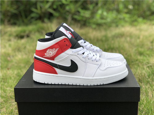 A J 1 MID Gang_ Black and White Red and Chicago_ company level_ number_ 554724-116 full code shipment 36--46-b8df915d